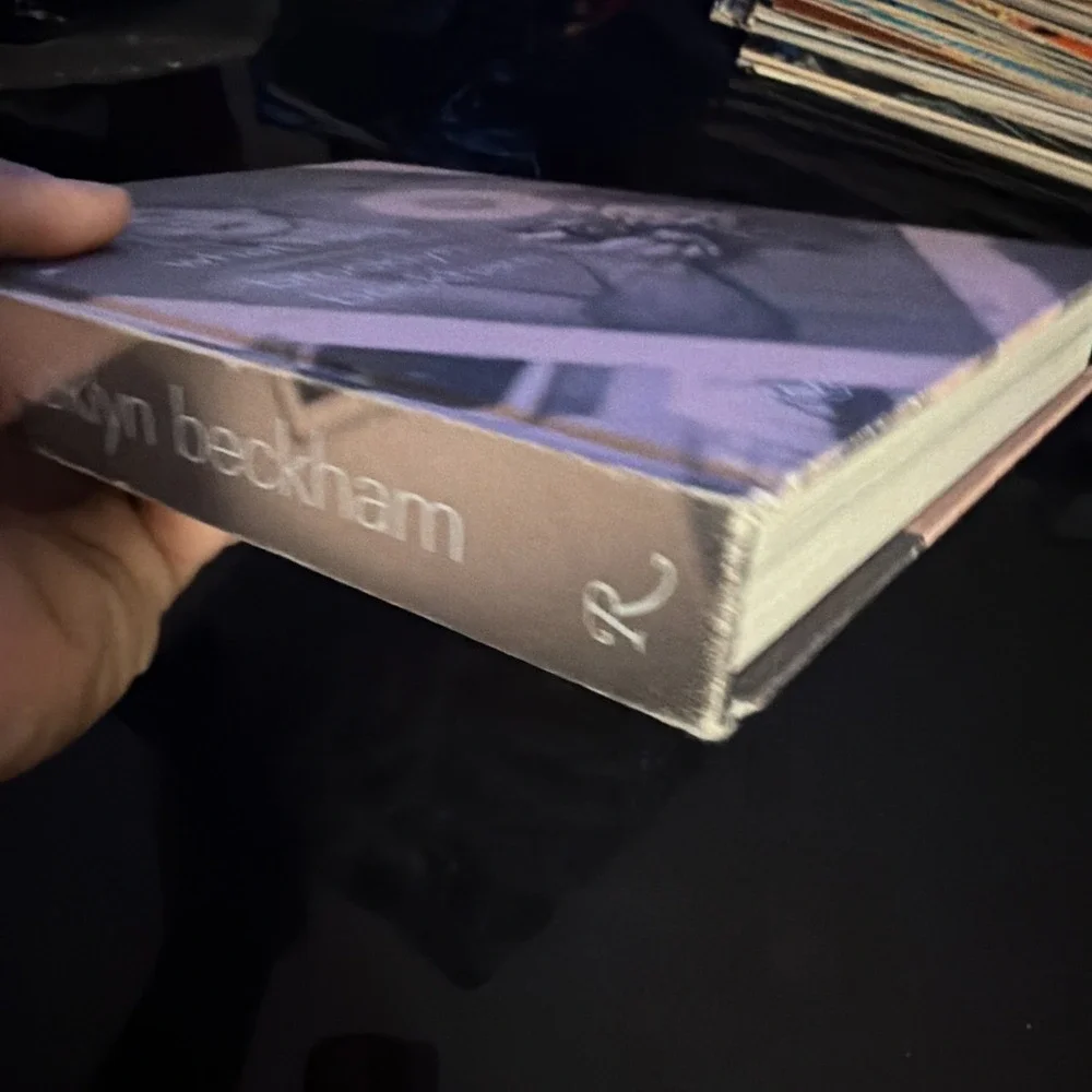 N/A worn corners